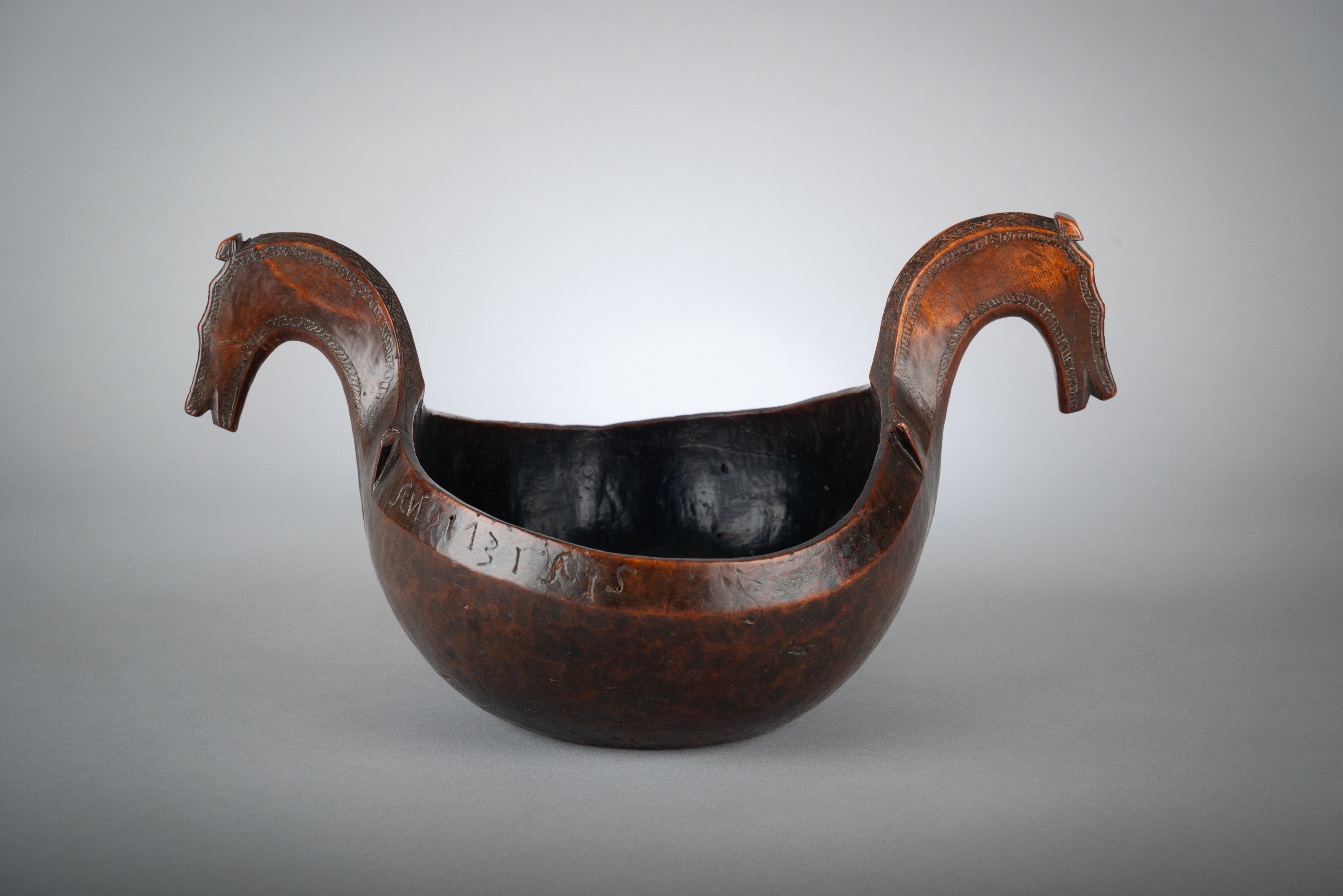 Robert Young Antiques