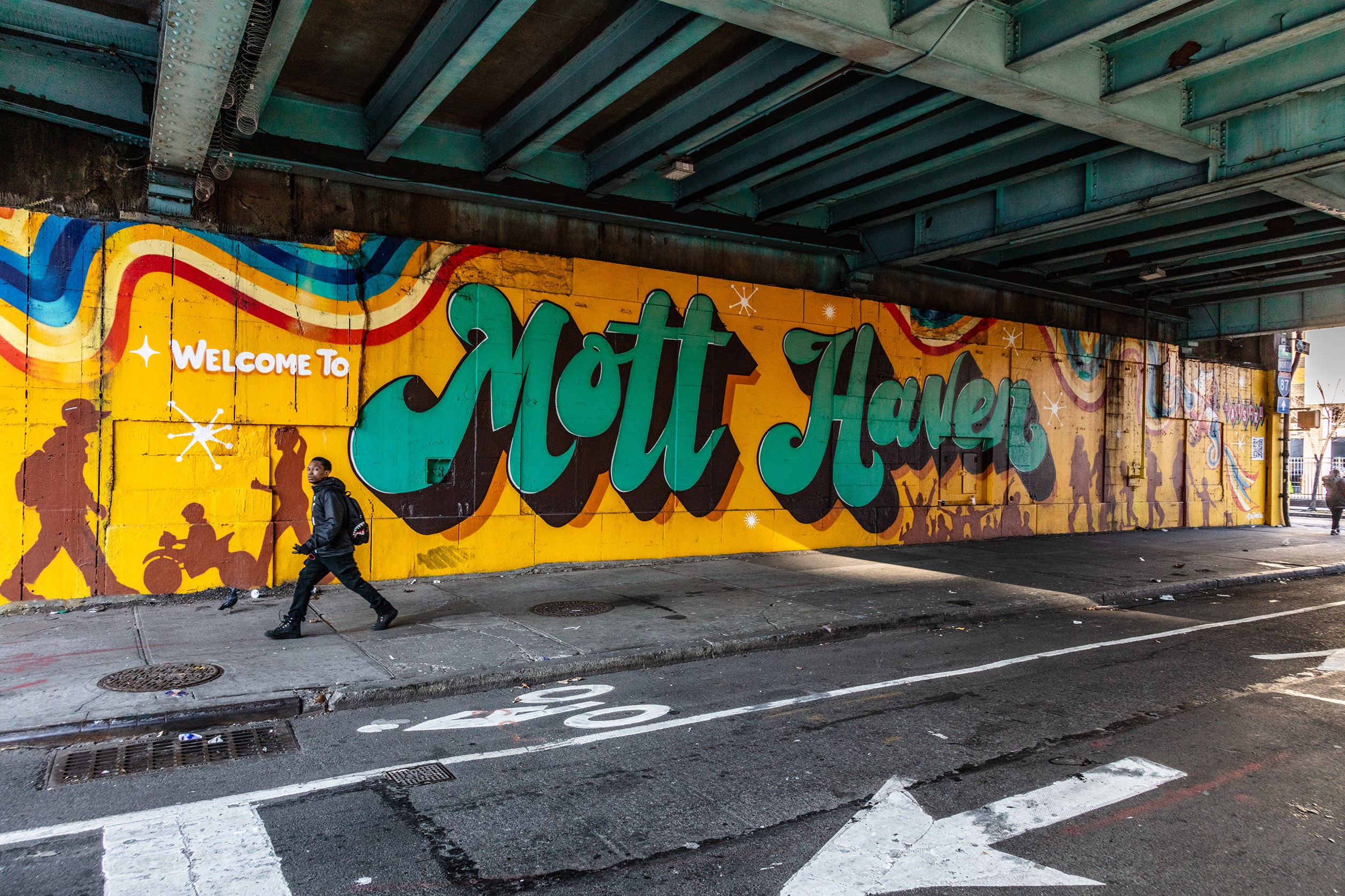 East Side House Information Deck