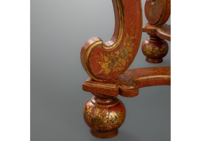 Clinton Howell Antiques