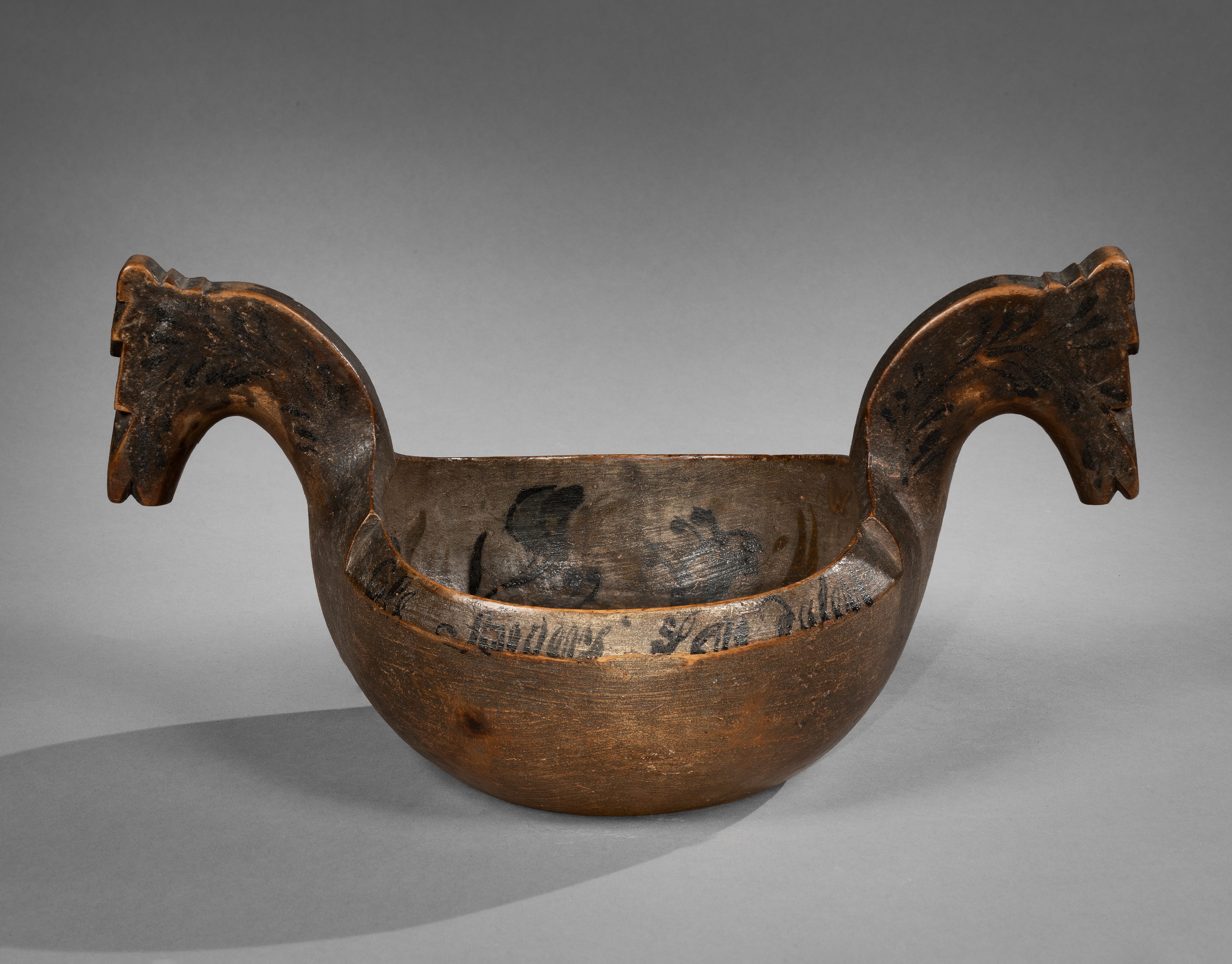 Sculptural Ceremonial Twin Handled Oval Kasa or "Kjenge"