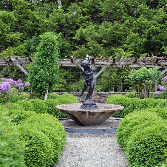 Barbara Israel Garden Antiques