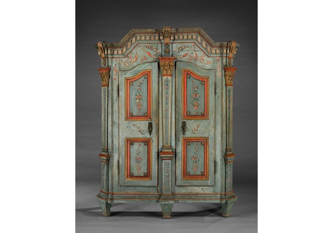 Robert Young Antiques